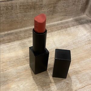 NARS Audacious Lipstick (Jane)